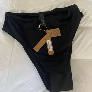 SKIMS MID WAIST SWIM BOTTOM - NWT